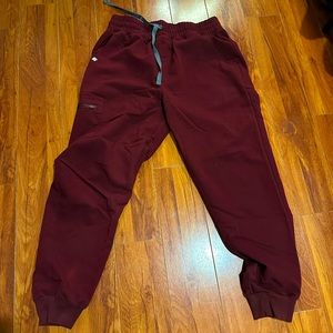 FIGS Maroon/Burgundy Joggers Medium Petite Technical Collection